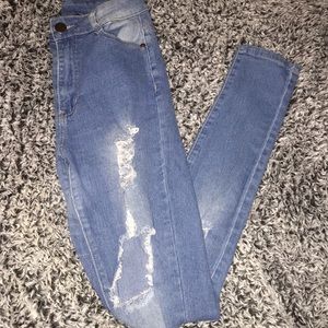 High rise ripped skinny jeans